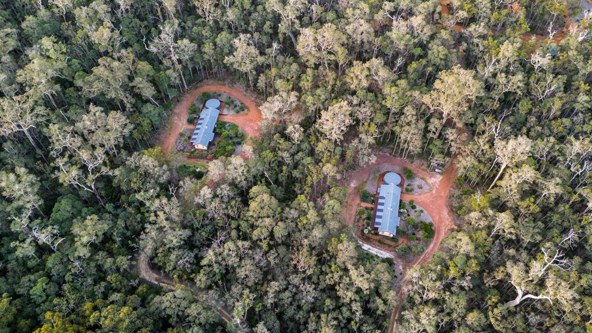 Jarrah Grove Forest Retreat - Adults Only Luxury Chalet Rosa Glen Bagian luar foto