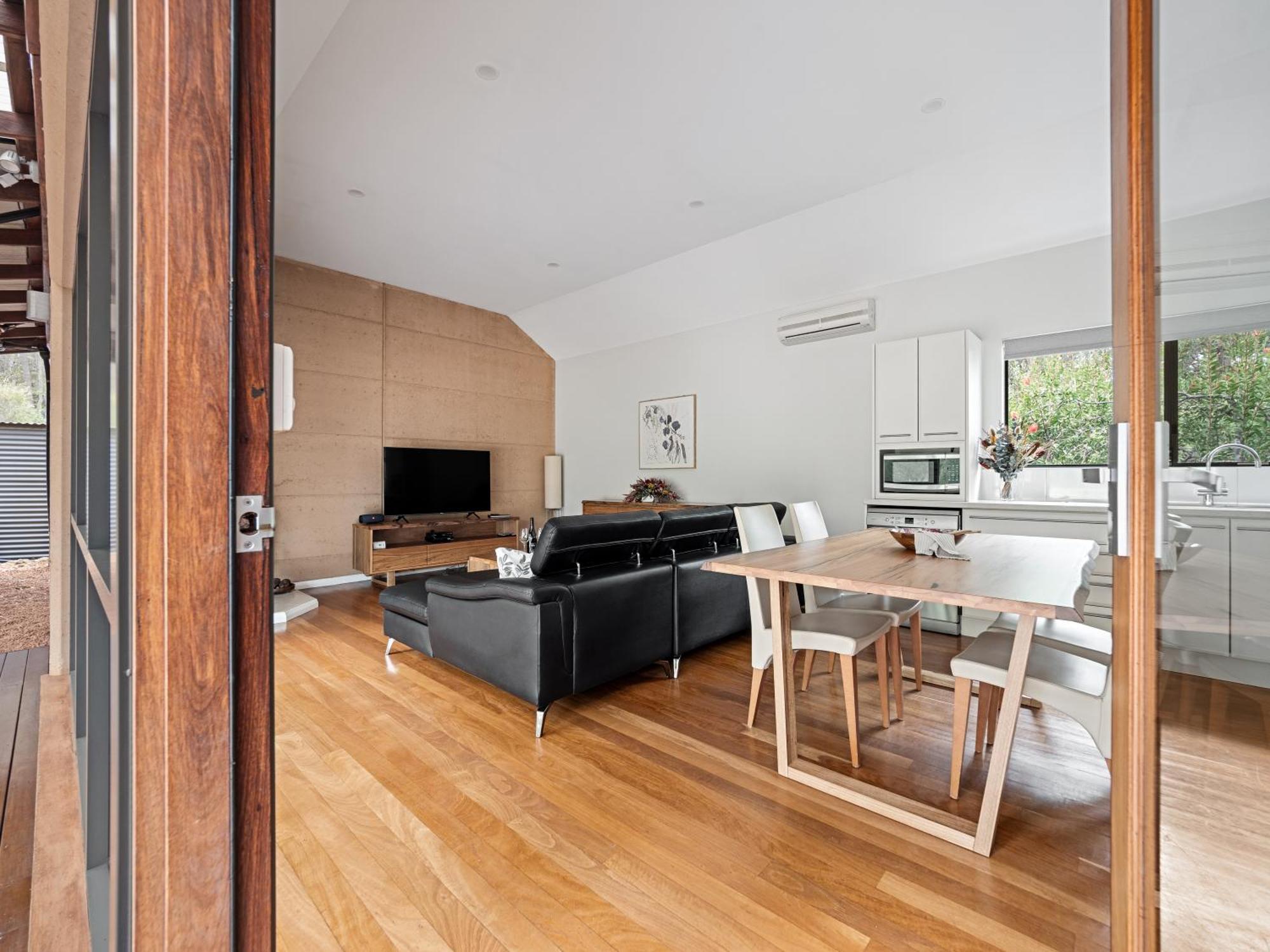 Jarrah Grove Forest Retreat - Adults Only Luxury Chalet Rosa Glen Bagian luar foto