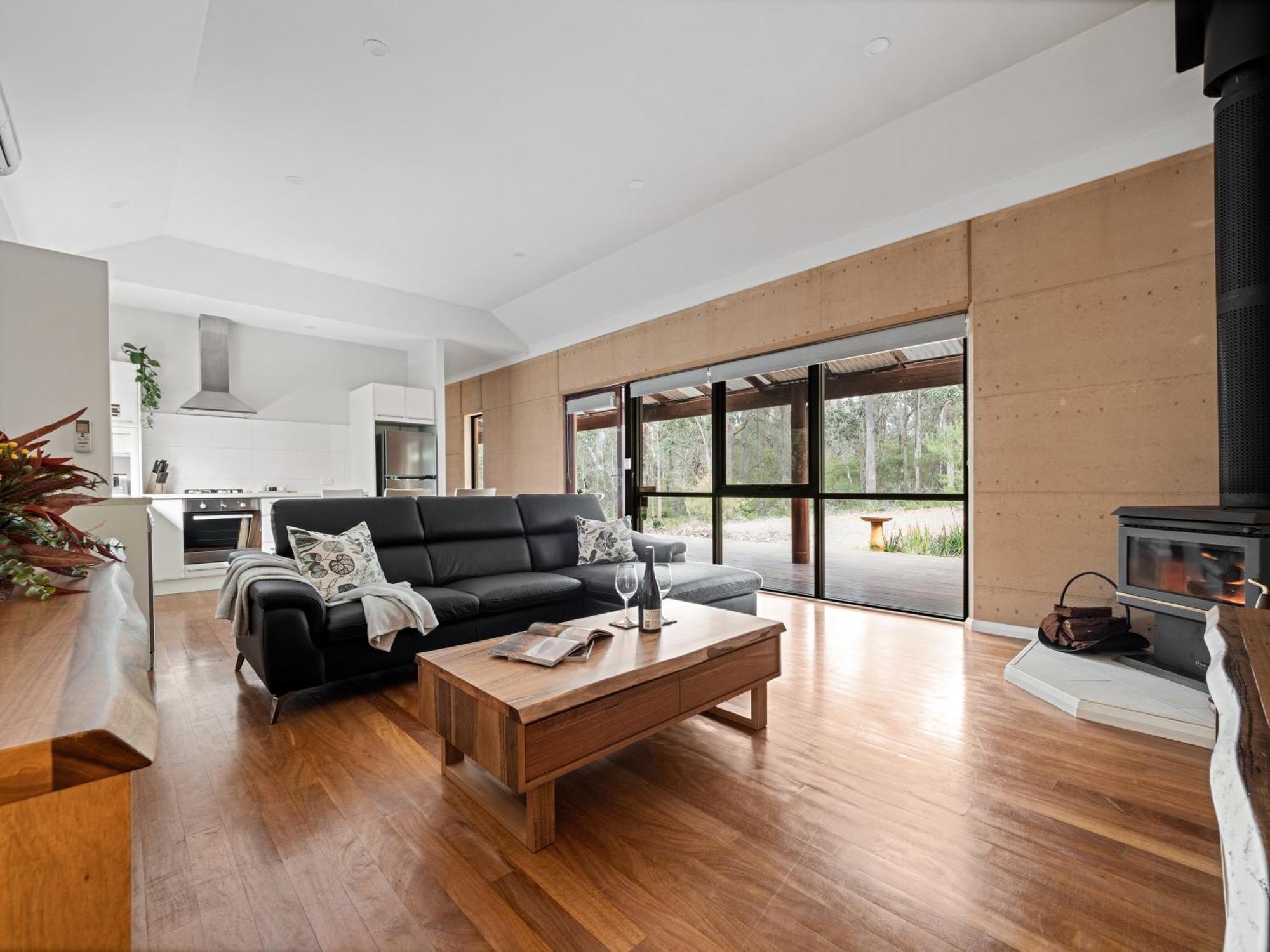 Jarrah Grove Forest Retreat - Adults Only Luxury Chalet Rosa Glen Bagian luar foto
